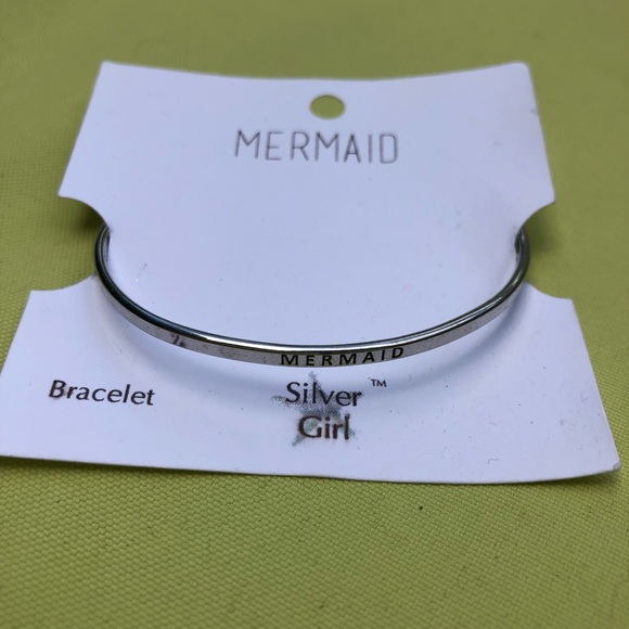 Silver Girl Mermaid Bracelet 🧜🏻♀️ - Picture 6 of 6